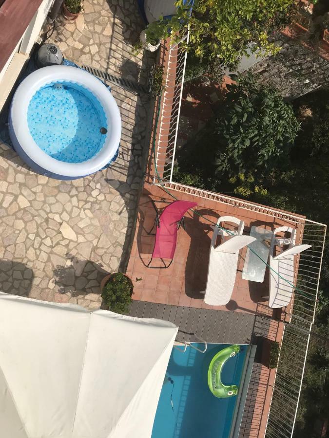 Villa Asia Holiday Home サンタガータ・スイ・ドゥエ・ゴルフィ エクステリア 写真
